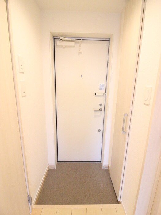 物件内観写真20　(玄関)