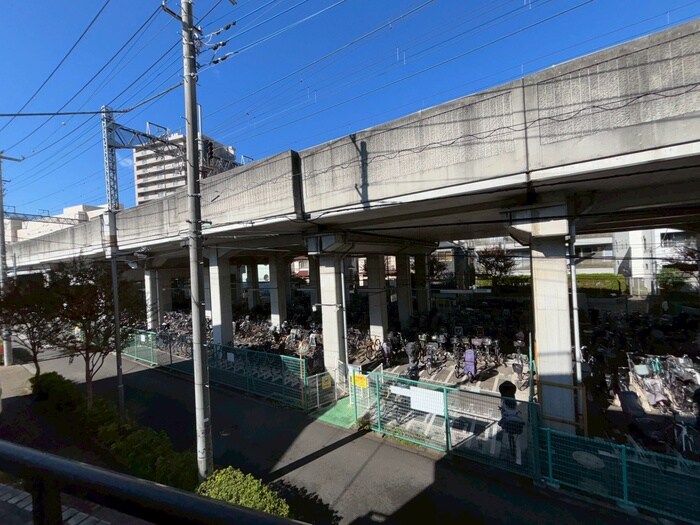 物件内観写真14　(室内からの展望)