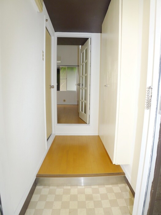 物件内観写真22　(玄関)