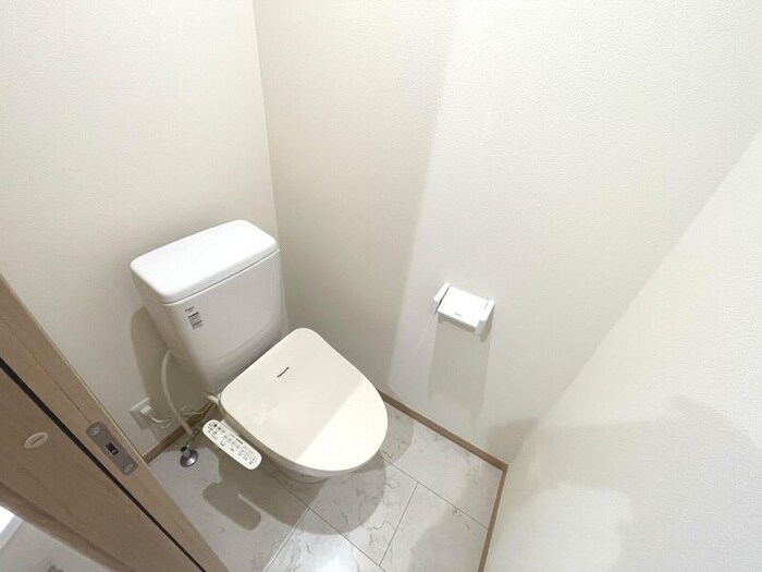 物件内観写真15　(トイレ)