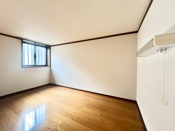 物件内観写真11　(ロフト)