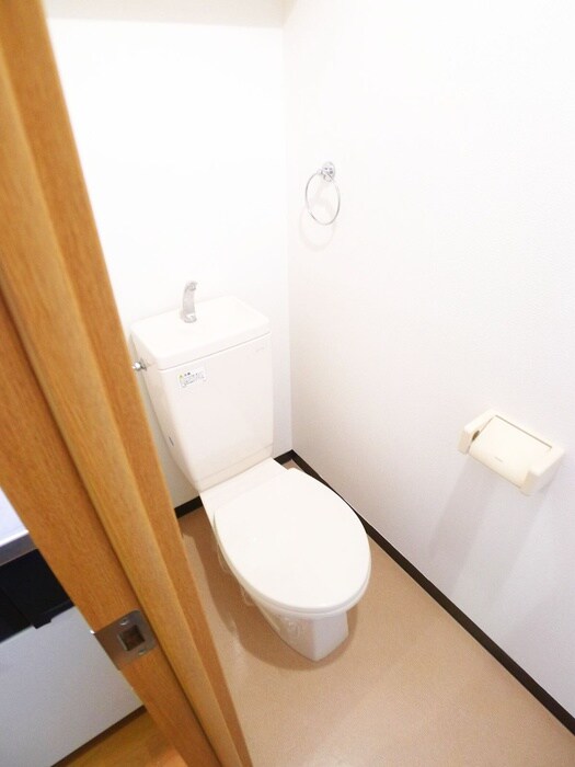 物件内観写真13　(トイレ)