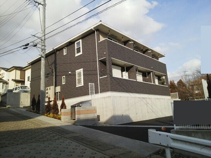 物件外観写真4　(駐車場)