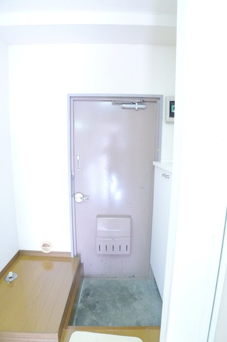 物件内観写真22　(玄関)