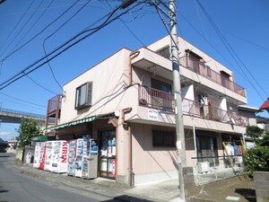 新井ハイツ外観写真