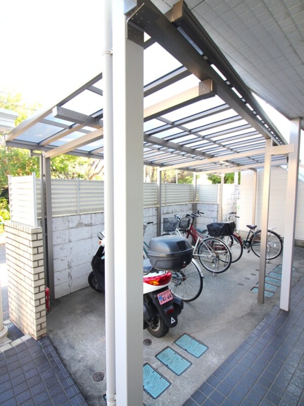バイク置き場