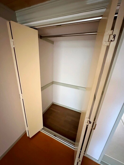 物件内観写真11　(収納)