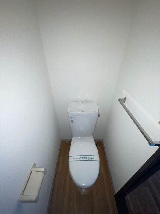 物件内観写真14　(トイレ)