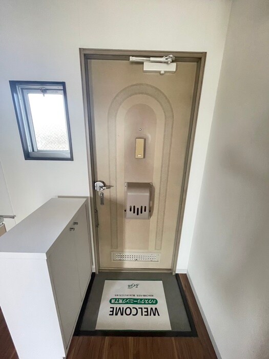 物件内観写真21　(玄関)