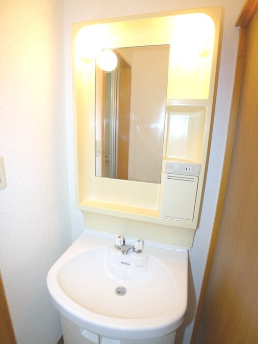 物件内観写真7　(洗面)