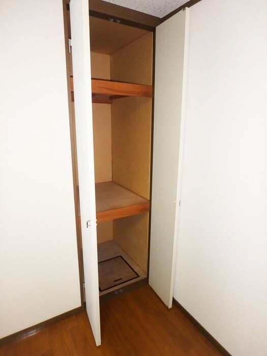 物件内観写真9　(収納)