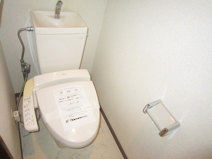 物件内観写真11　(トイレ)