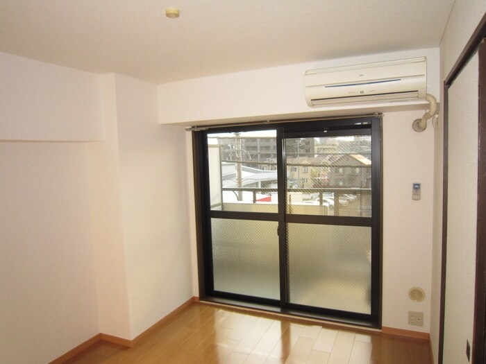 物件内観写真14　(居室)