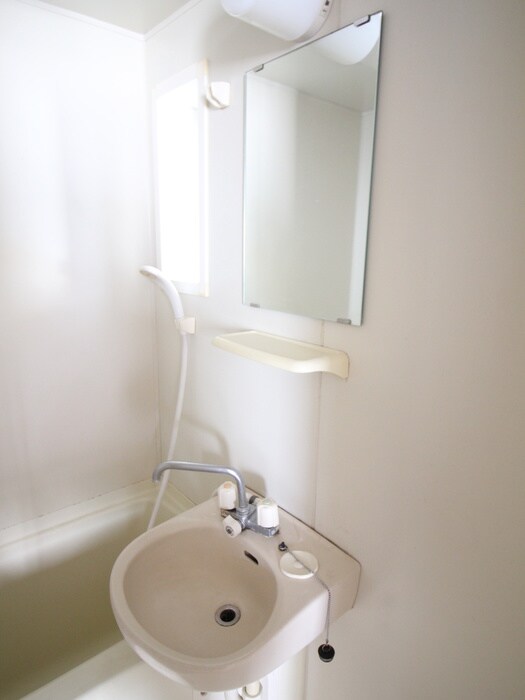 物件内観写真11　(洗面)