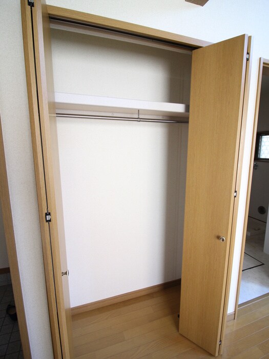 物件内観写真13　(収納)