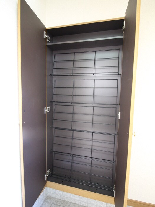 物件内観写真19　(靴箱)