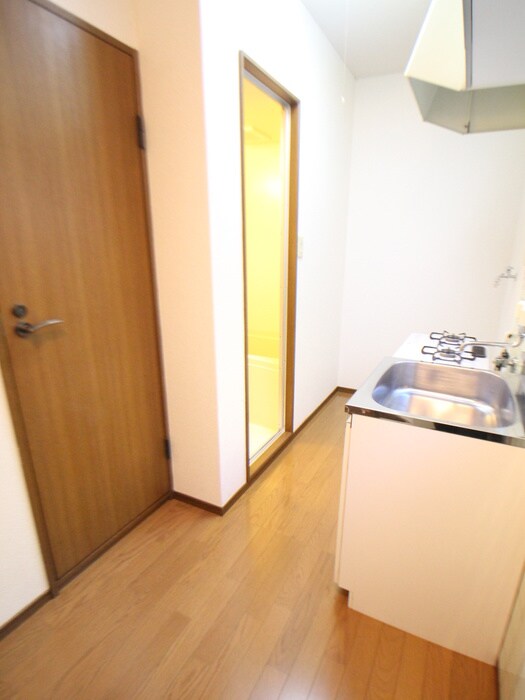 物件内観写真14　(玄関)