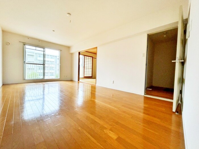 物件内観写真9　(居室)