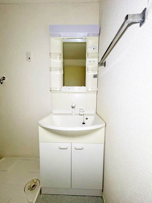 物件内観写真16　(洗面)