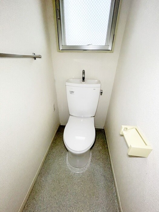 物件内観写真17　(トイレ)