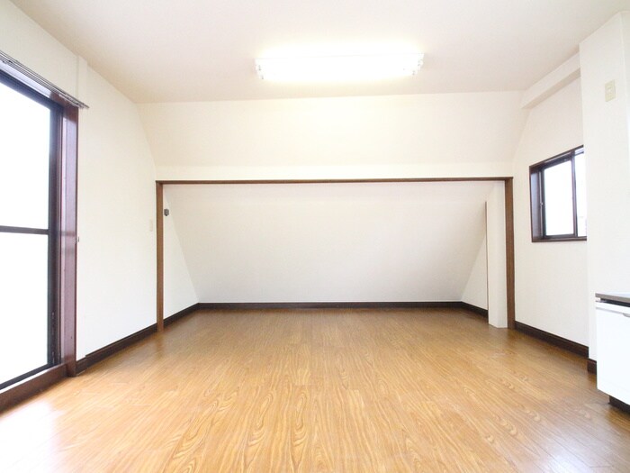 北品川ＹＫビルの居室