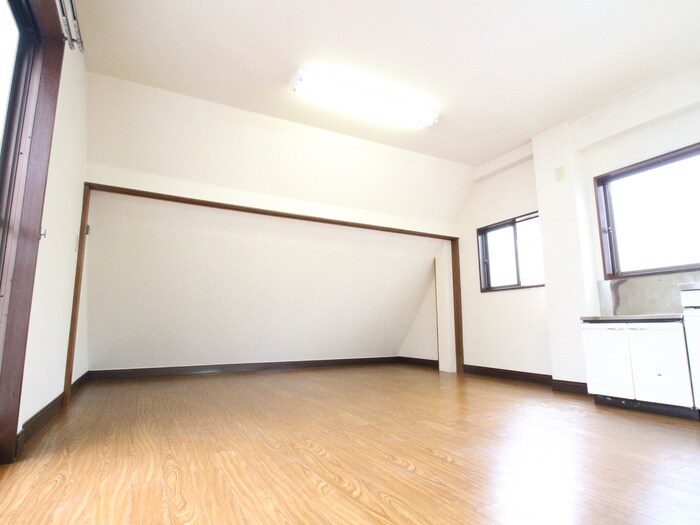 北品川ＹＫビルの居室