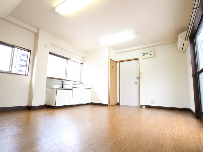 物件内観写真6　(居室)