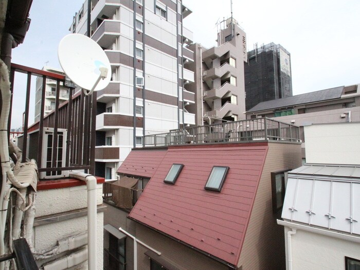 物件内観写真10　(室内からの展望)