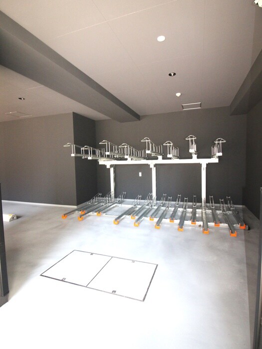 物件外観写真5　(駐輪場)