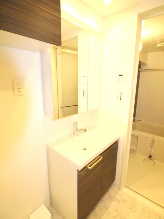 物件内観写真11　(洗面)