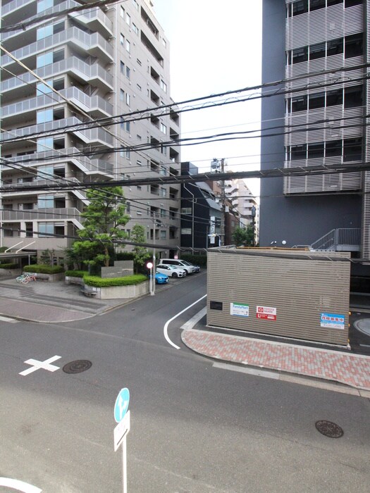 物件内観写真16　(室内からの展望)