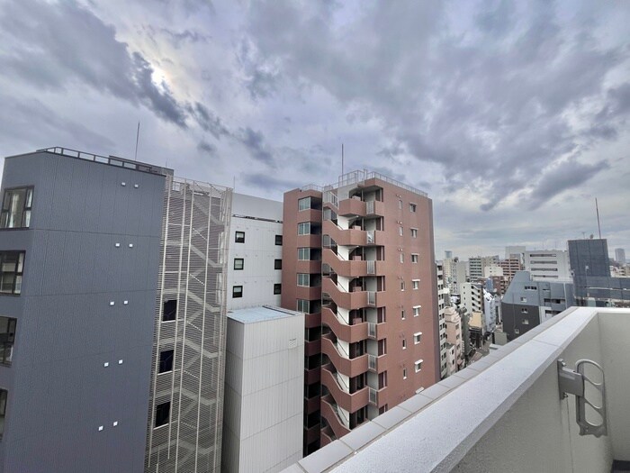 物件内観写真17　(室内からの展望)