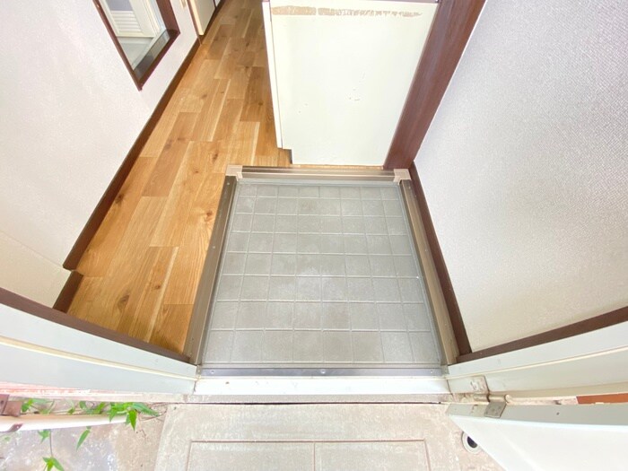 物件内観写真20　(玄関)