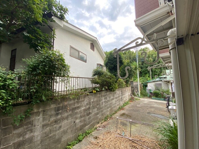 物件内観写真22　(室内からの展望)