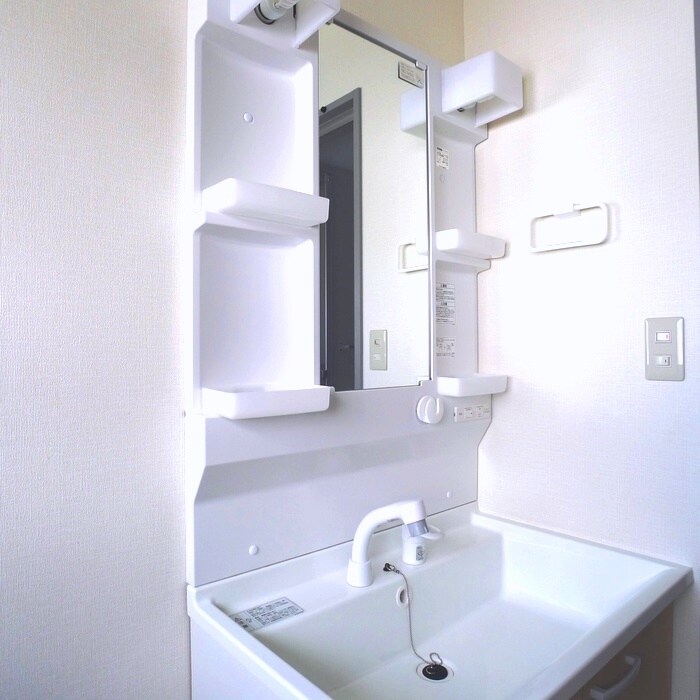 物件内観写真8　(洗面)