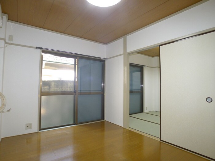 物件内観写真11　(居室)