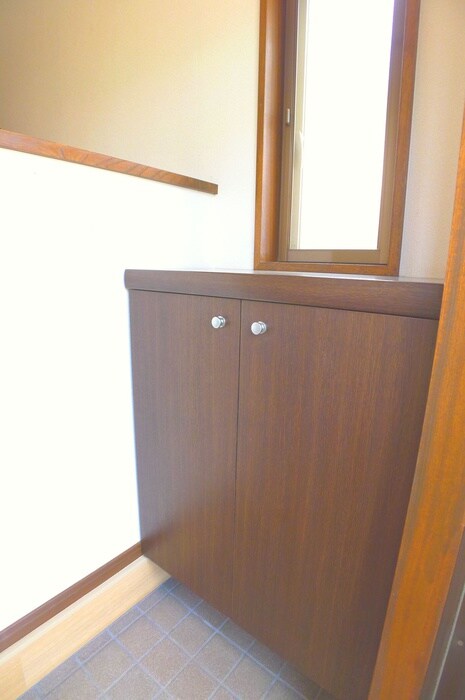 物件内観写真15　(靴箱)