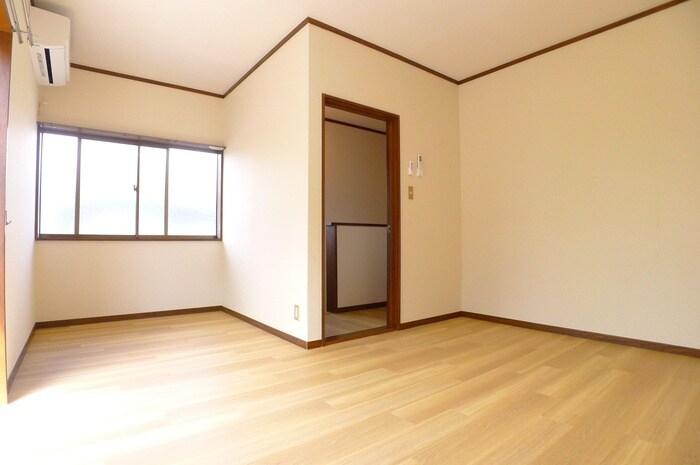 物件内観写真17　(居室)