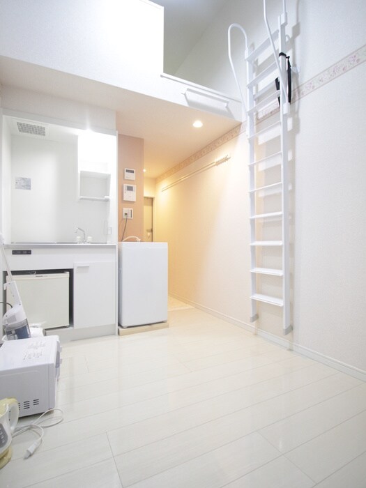 物件内観写真11　(居室)