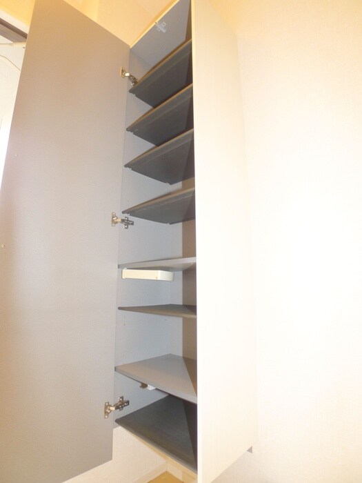 物件内観写真16　(靴箱)