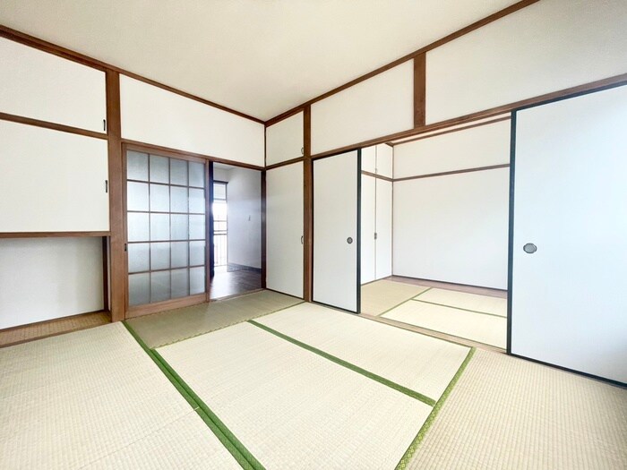 物件内観写真10　(居室)