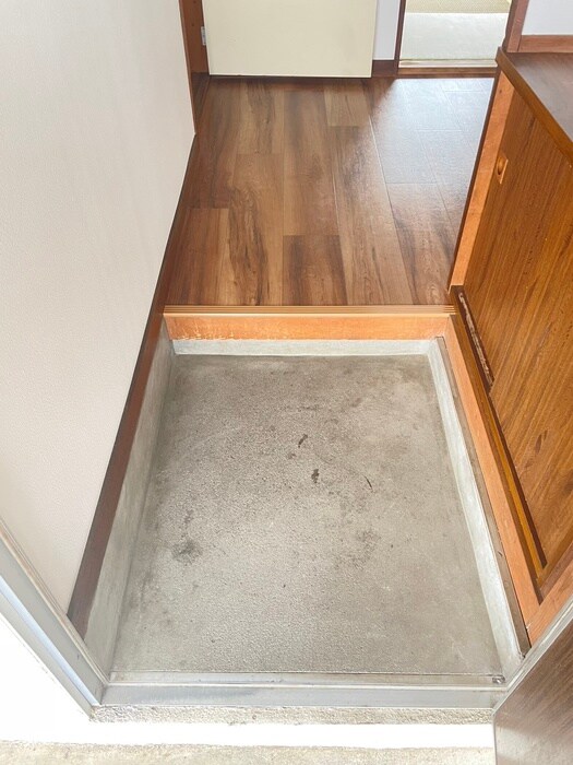 物件内観写真19　(玄関)