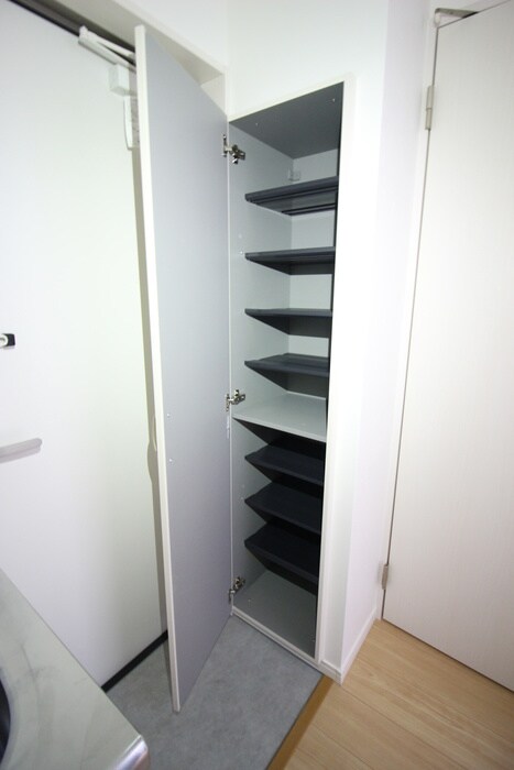 物件内観写真14　(靴箱)