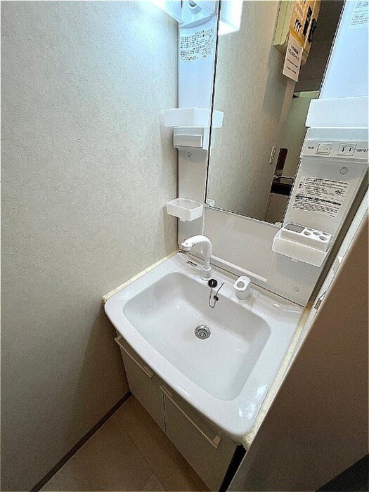 物件内観写真11　(洗面)