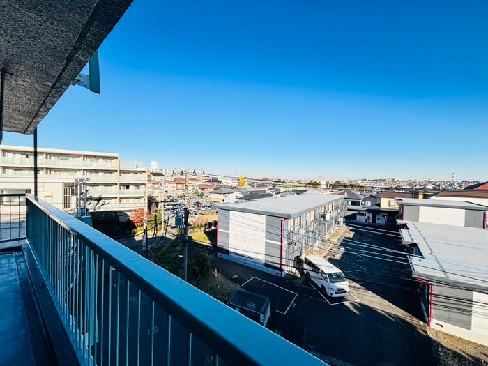 物件内観写真22　(室内からの展望)