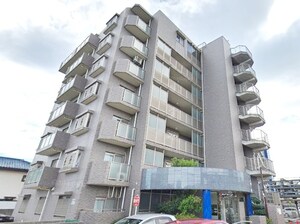 ロイヤルプラザ外観写真
