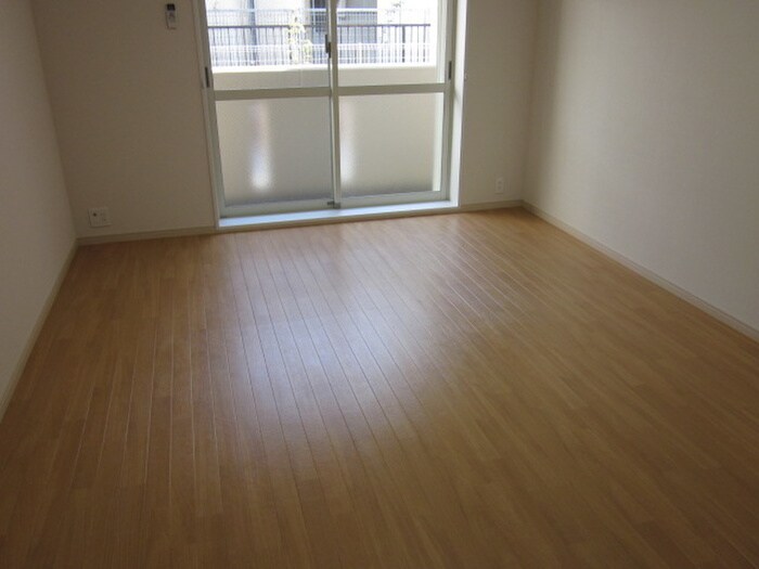 物件内観写真11　(居室)