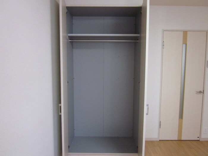 物件内観写真16　(収納)