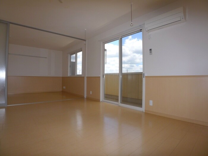 物件内観写真8　(内観写真)