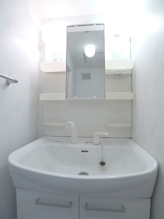 物件内観写真12　(洗面)